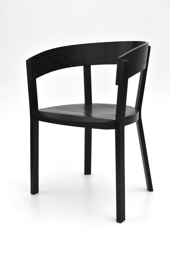 apart chair